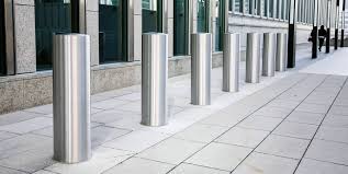 The benefits of using steel bollards